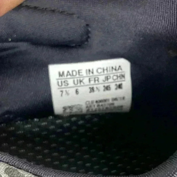 Adidas Men's AlphaBounch Sneaker Black Gray Size 7.5 - Picture 7 of 8